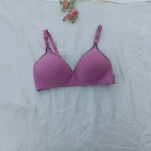 Soft & Smooth Elastane Single Light Padded Bra in pakistan